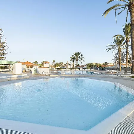 Newly Renovated Modern , Near C.c Yumbo Holiday home San Bartolome de Tirajana (Gran Canaria)