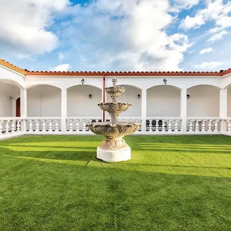 Newly Renovated Modern , Near C.c Yumbo San Bartolome de Tirajana (Gran Canaria)