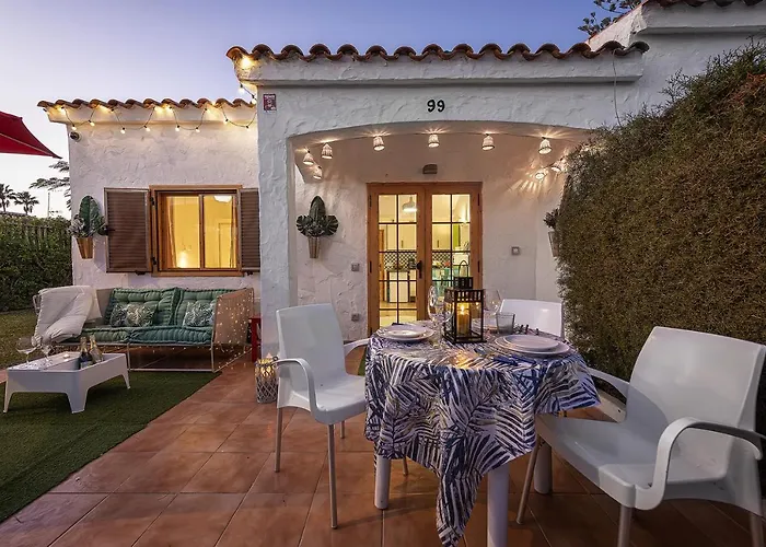 Newly Renovated Modern , Near C.c Yumbo San Bartolomé