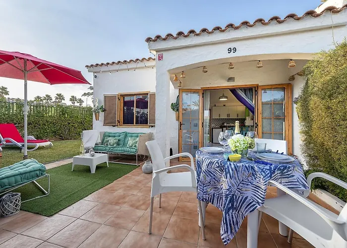 Newly Renovated Modern , Near C.c Yumbo *